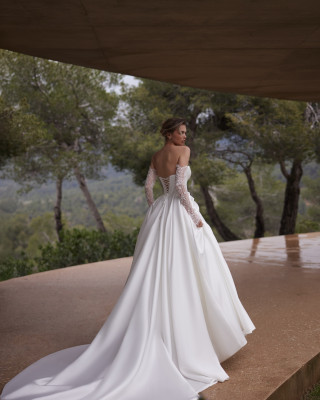 Kloe - Now in store...
